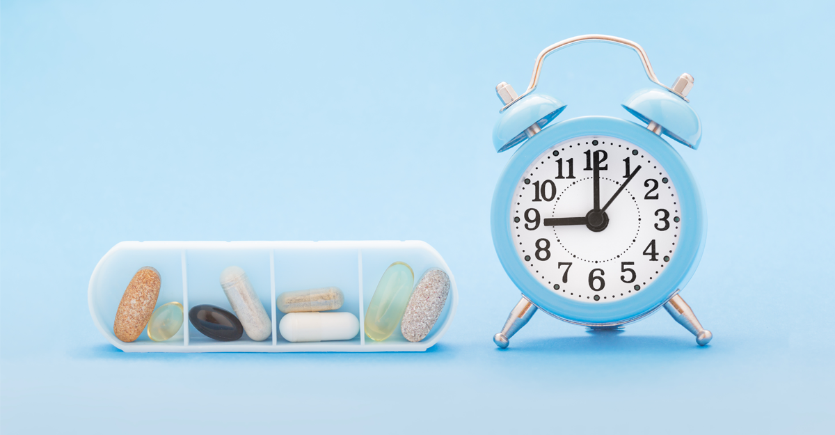 When to Take Vitamins &amp; Which Should Not Be Taken Together