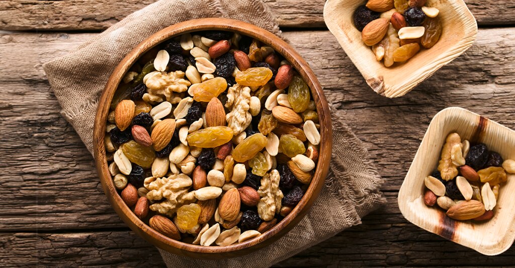 Snack Smarter: Healthy Snacks for Weight Loss That Travel Well